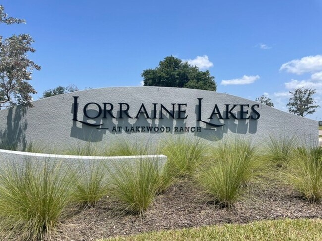 Building Photo - 3/2.5 TOWNHOUSE LORRAINE LAKES No deposit ...