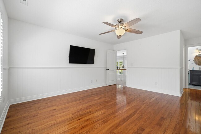 Building Photo - 3308 Kline Dr
