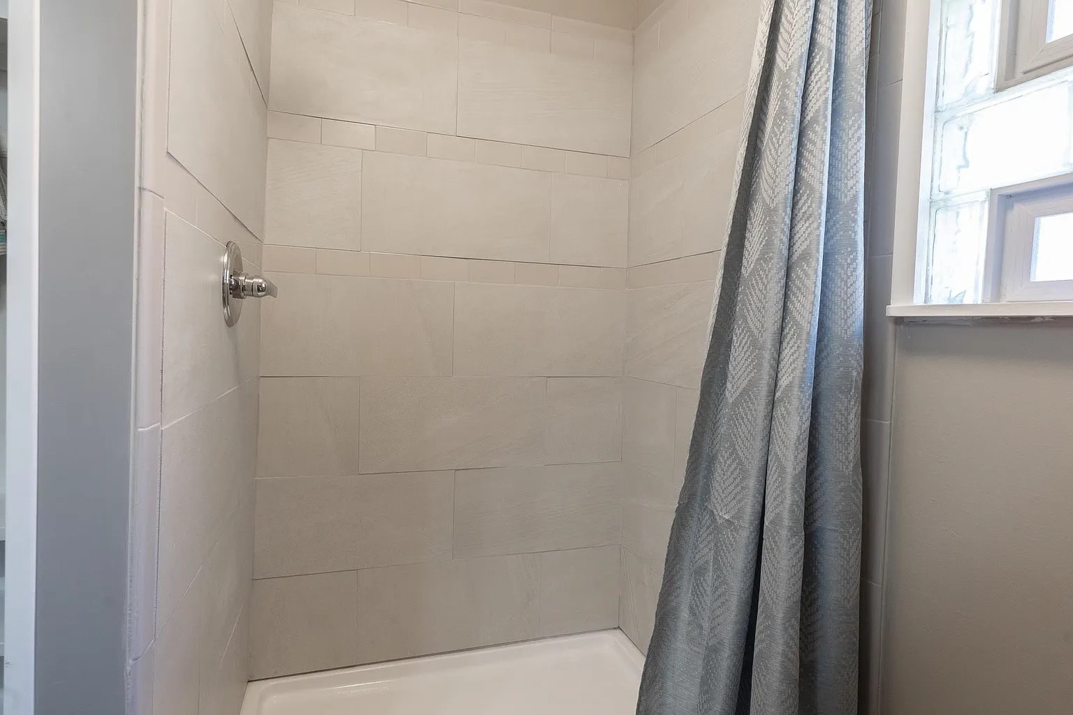 Building Photo - 125 S Pettigrew St