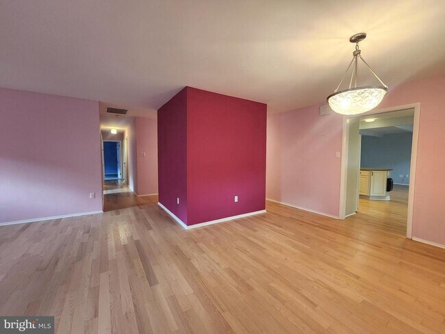 Building Photo - 13201 Moss Ranch Ln