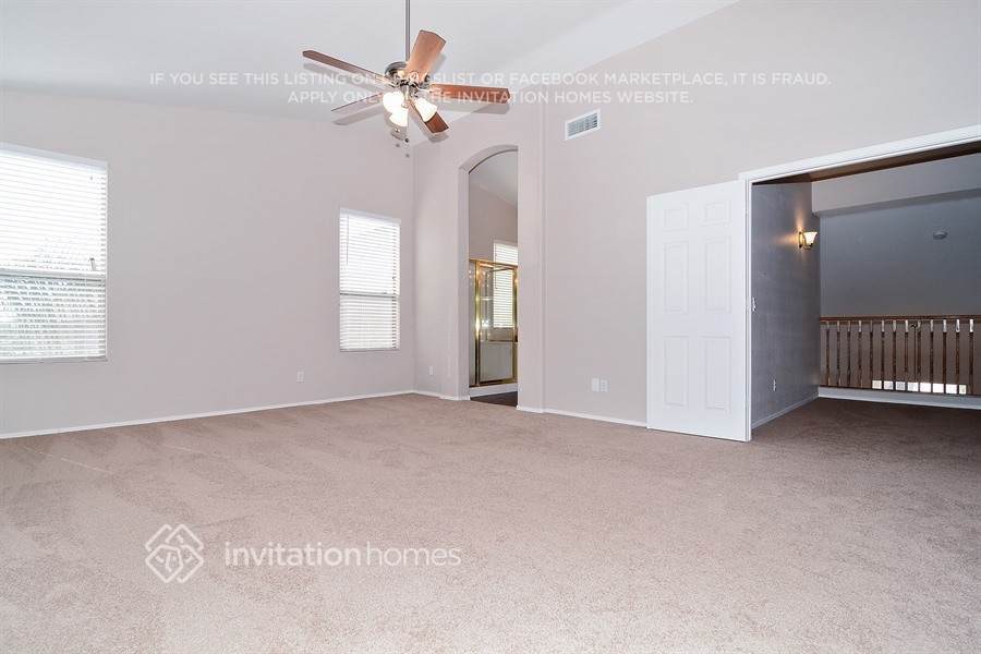 Building Photo - 6317 W Buckskin Trail