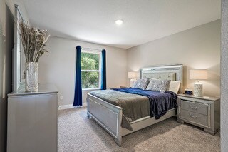 Building Photo - Like New Townhome in Heritage Oaks!