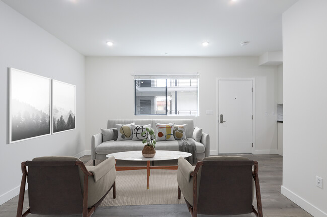 Building Photo - Calvert Place Apartments