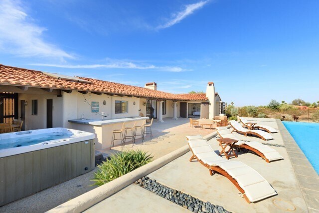 Building Photo - 2122 Rams Hill Dr