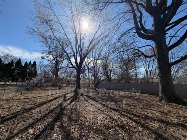 Building Photo - 17 St Genevieve Ct