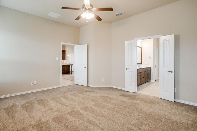 Building Photo - Beautiful 5 Bed, 3 Bath, 2-Story Home in Morningstar Subdivision- Aledo ISD- 76008