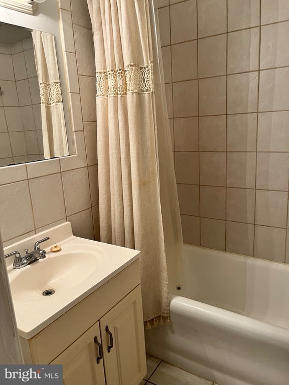 Building Photo - 1324 Locust St