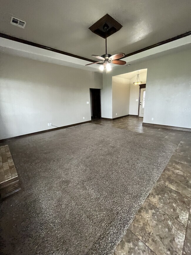 Building Photo - 48 Creekside Dr