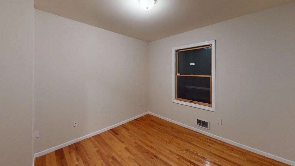 Building Photo - 177 Clendenny Ave