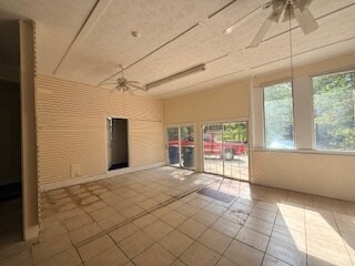 Building Photo - 1231 Meriwether St
