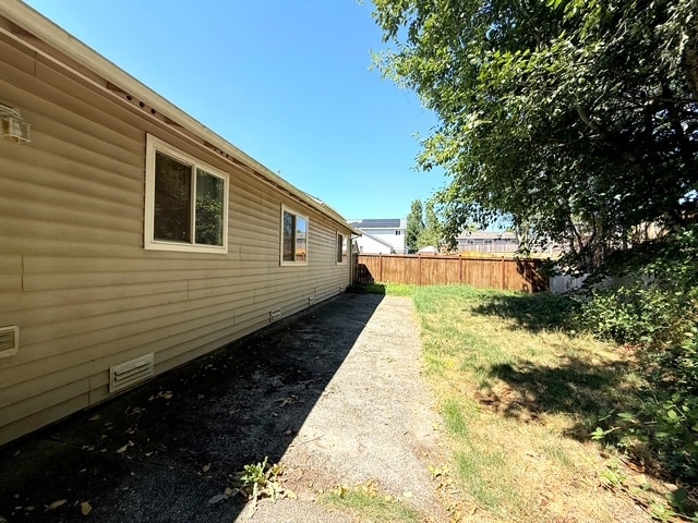 Building Photo - 2949 Sprague St