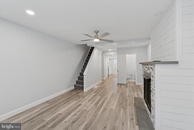 Building Photo - 408 Durfor St