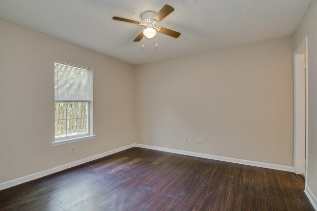Building Photo - 940 Stevens Creek Rd
