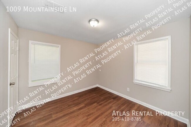 Building Photo - 1009 Mountainside Ln