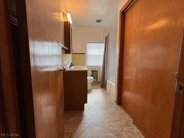 Building Photo - 11146 Cadiz Rd