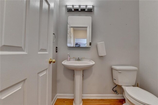 Building Photo - 3820 Ansley Park Dr NE