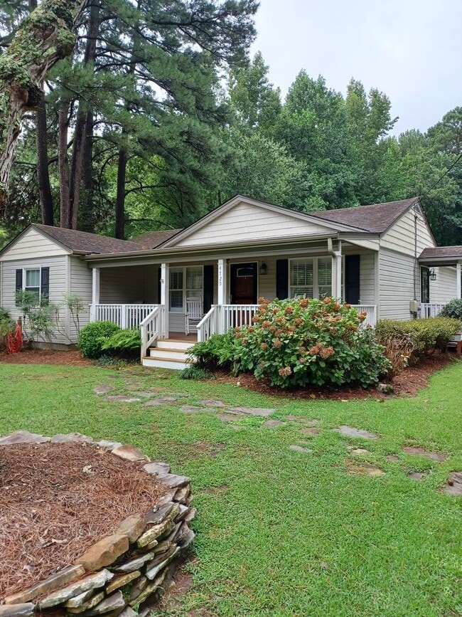 Primary Photo - Beautiful home on large lot in Western Branch