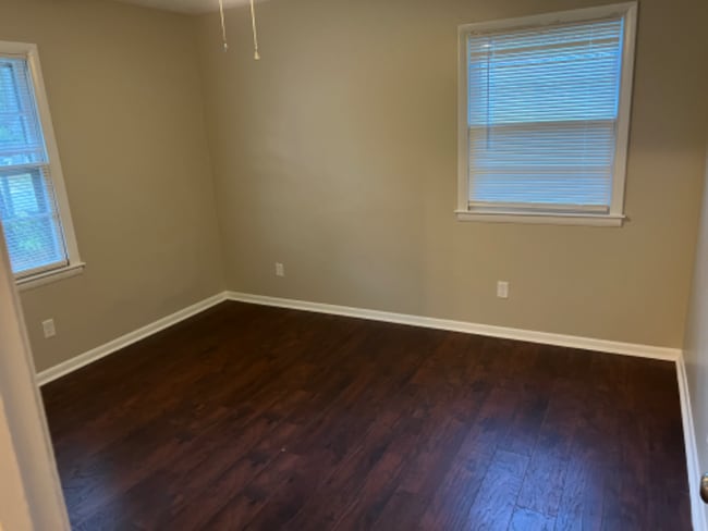 Building Photo - 2243 Delta Dr
