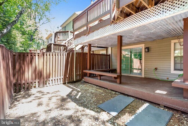 Building Photo - 4546 Little River Run Dr