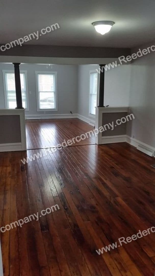 Building Photo - Charming 2 Bedroom Home in Hebron