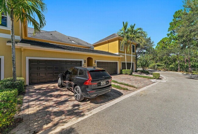 Building Photo - 150 Lismore Ln