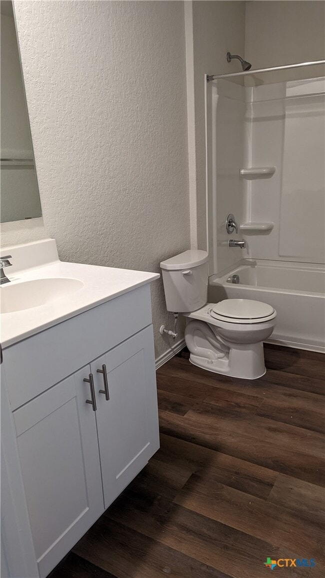 Building Photo - 521 Autumn Blaze