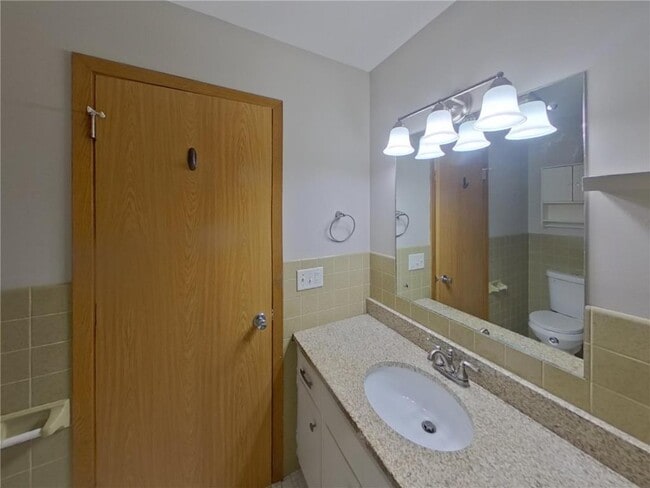 Building Photo - 8407 Lower 208th St W