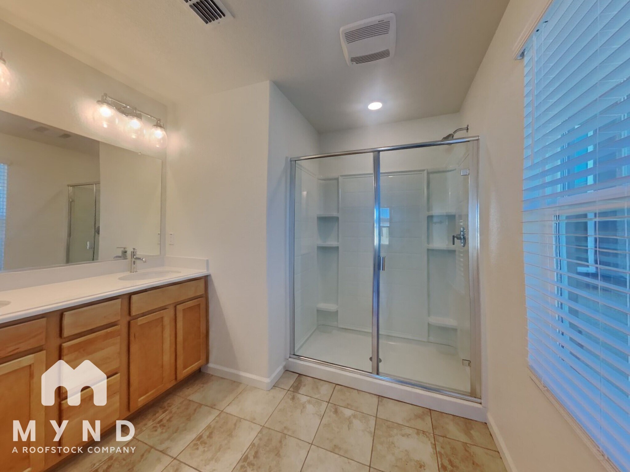 Building Photo - 7942 Pitcher St