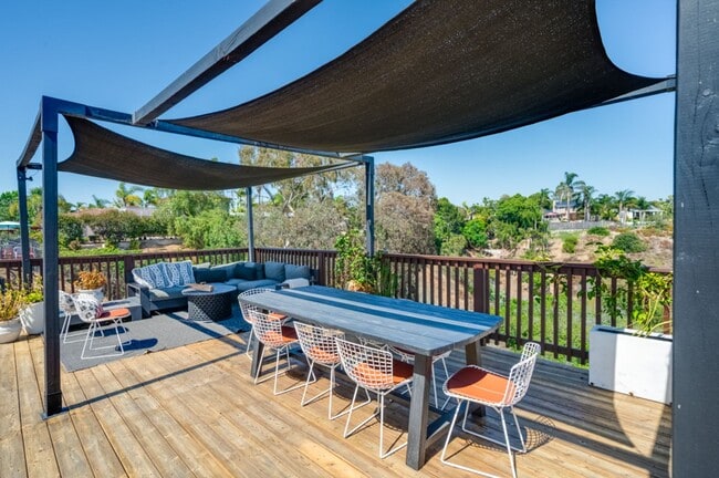 Building Photo - RARE! Lovely and Spacious Clairemont 4BD/2BA Home on Tecolote Canyon! - $5,995/mo!