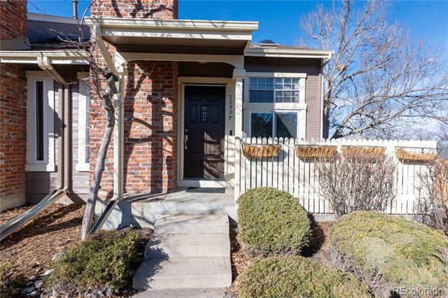 Building Photo - 2092 S Helena St