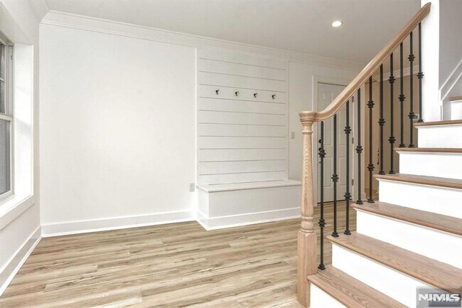 Building Photo - 234 Rivervale Rd