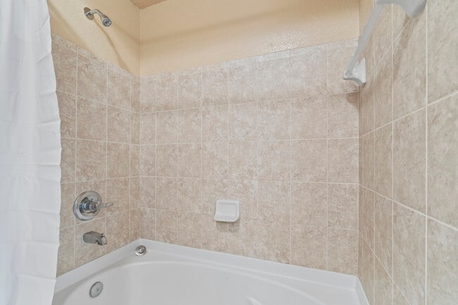 Building Photo - 8539 Gate Pky W