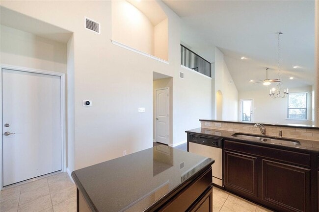 Building Photo - 13720 Loleta Way