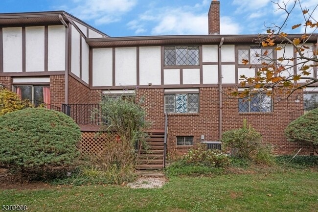 Building Photo - 180 Wildflower Ln