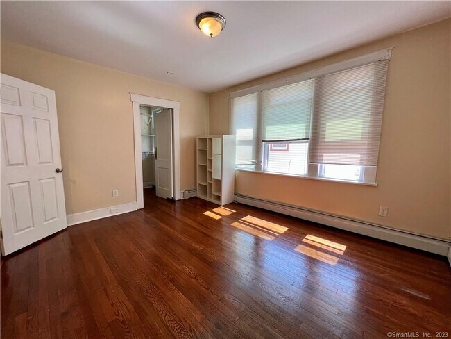 Building Photo - 143 Herkimer St