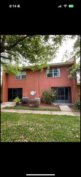 Building Photo - 4854 Tangerine Ave