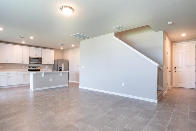 Building Photo - 518 Amadoras Wy