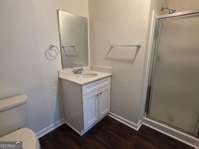 Building Photo - 434 Roberts Way