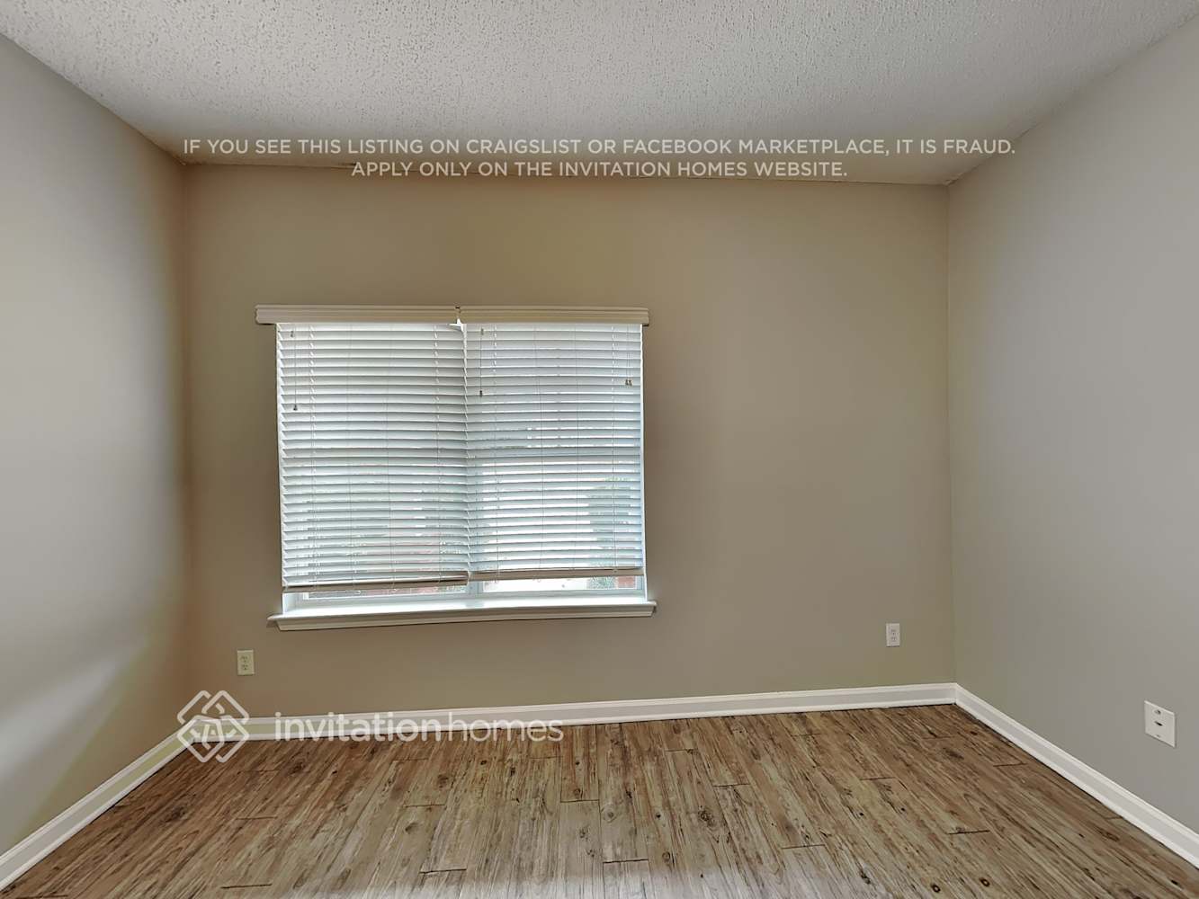 Building Photo - 170 Stillwood Dr