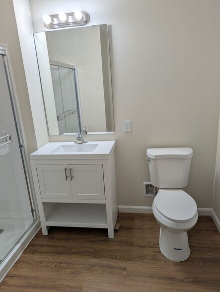 Building Photo - 117 Harmony Mdws Ct