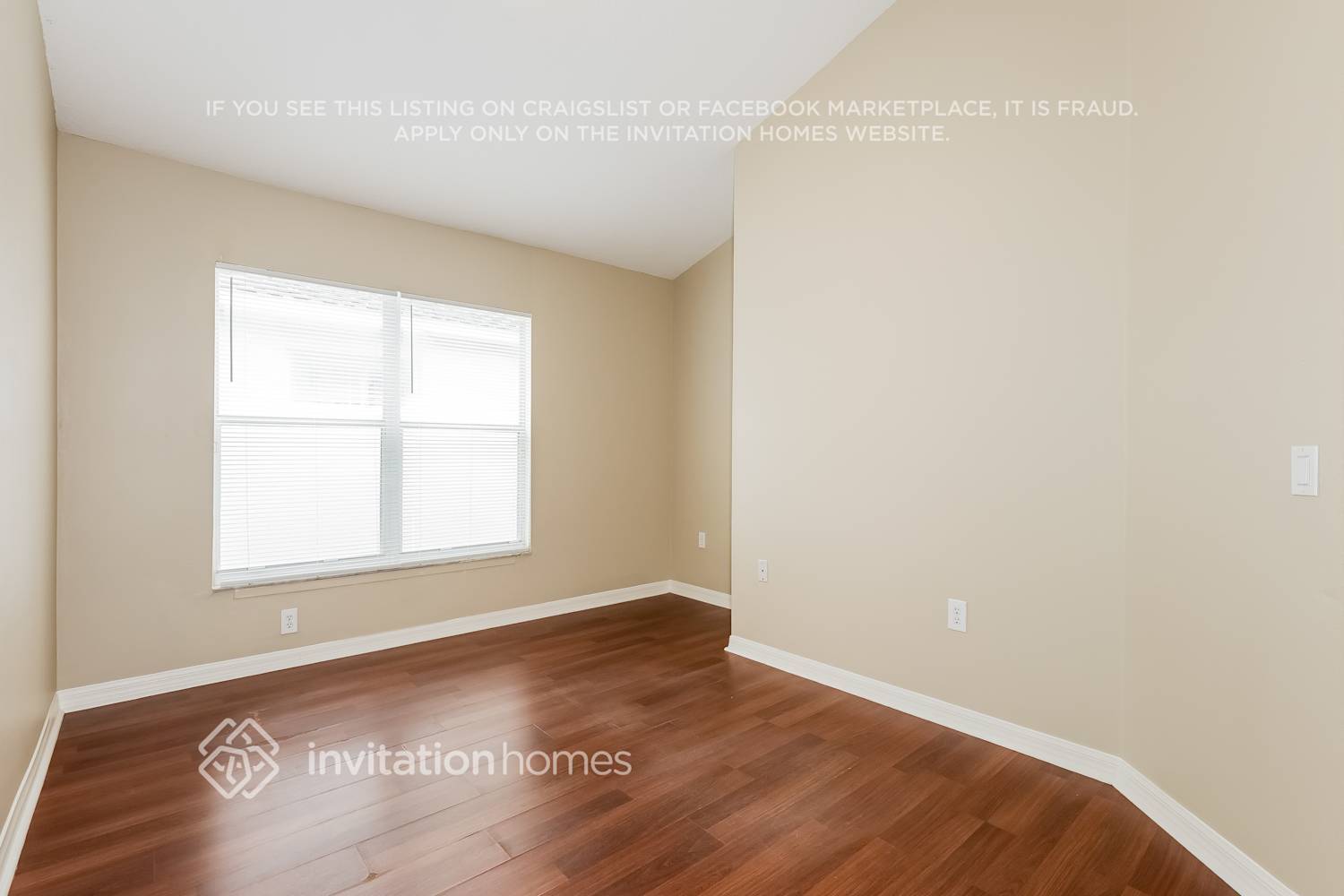Building Photo - 12718 Lake Vista Dr