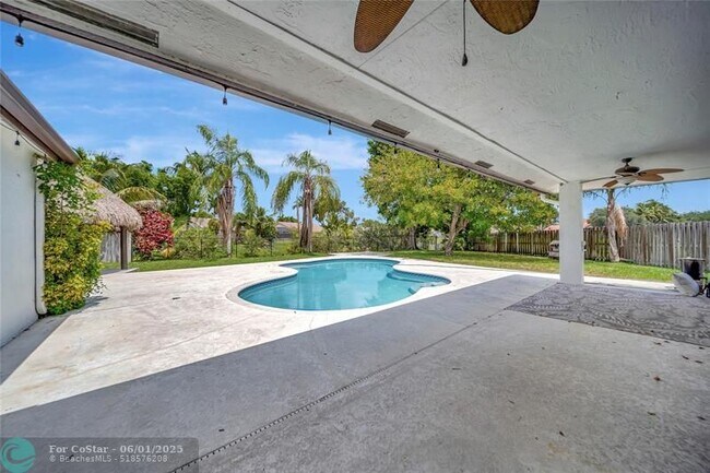 Building Photo - 6401 Crossbow Ct