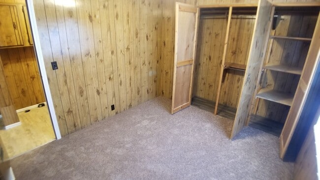 Building Photo - 3 Bed 2 Bath Fully Remodeled Mobile Home w...