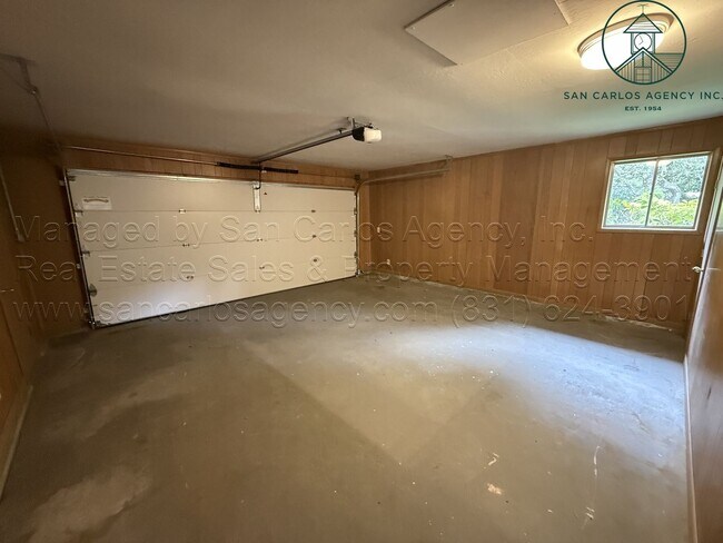 Building Photo - Remodeled Three Bedroom Upper Hatton Fields Home