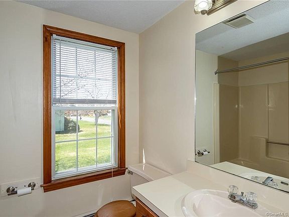 Building Photo - 53 Franklin St