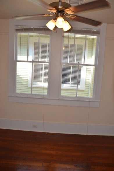 bedroom 3 - 272 Audubon St