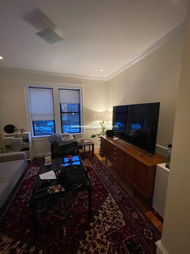 Building Photo - 76 Quint Ave