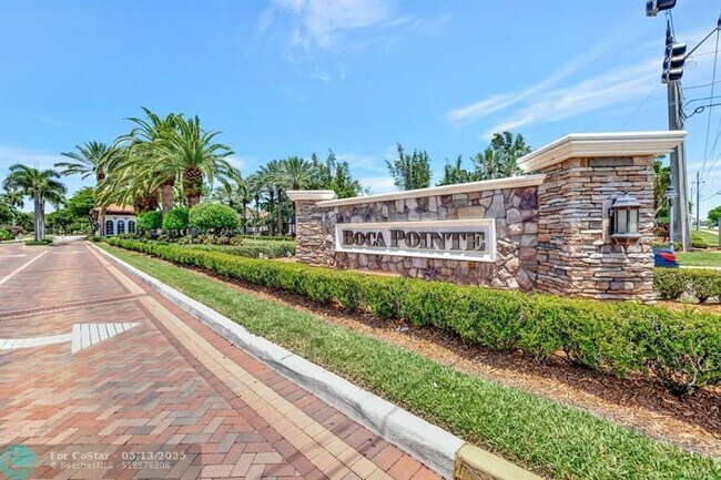 Building Photo - 6715 Via Regina