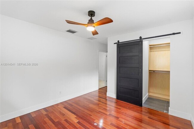 Building Photo - 7985 SW 136th St