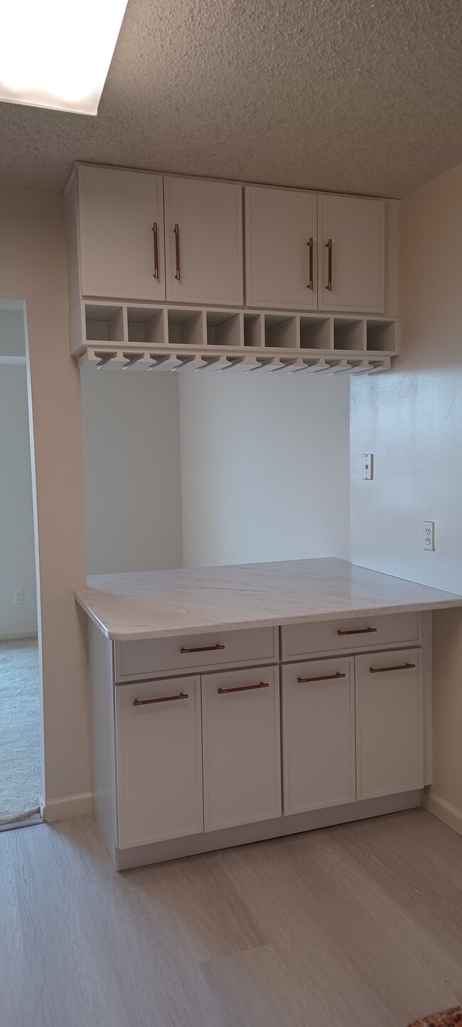 Building Photo - 2311 Pimmit Dr